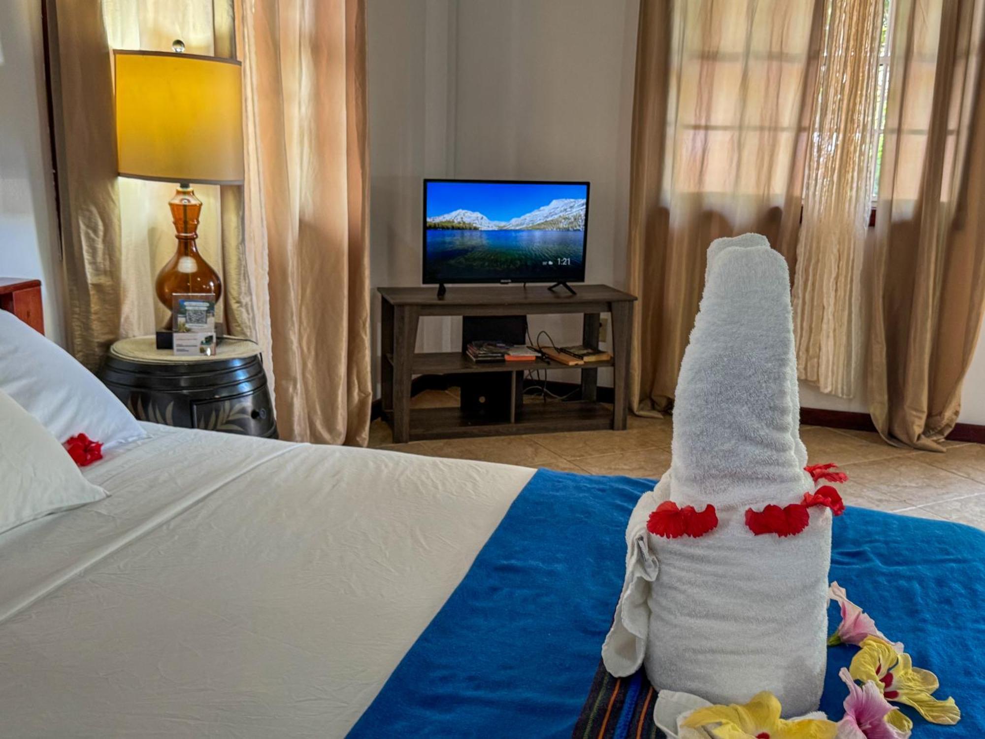 Caribbean Shores Belize Хопкинс Экстерьер фото