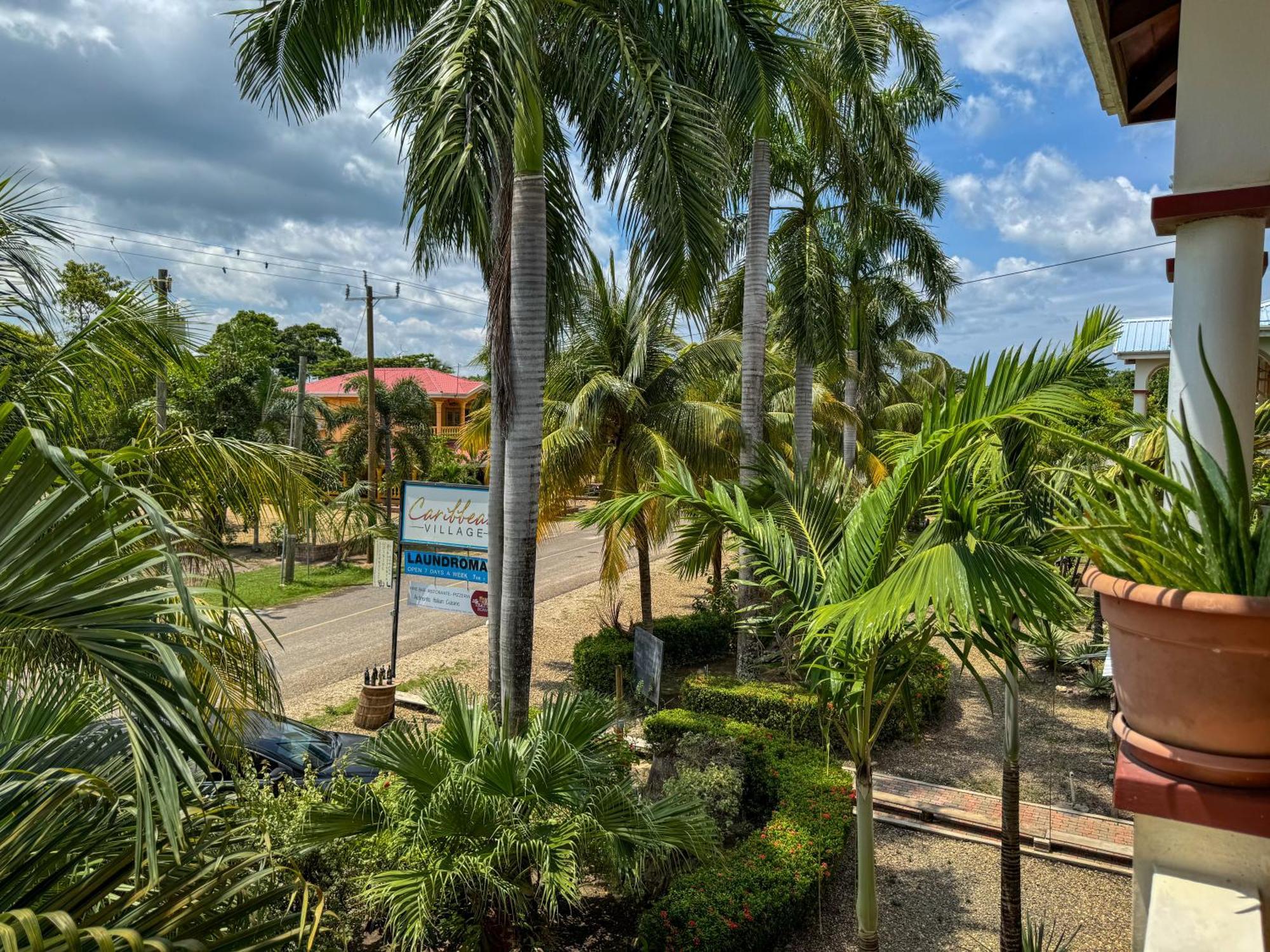 Caribbean Shores Belize Хопкинс Экстерьер фото