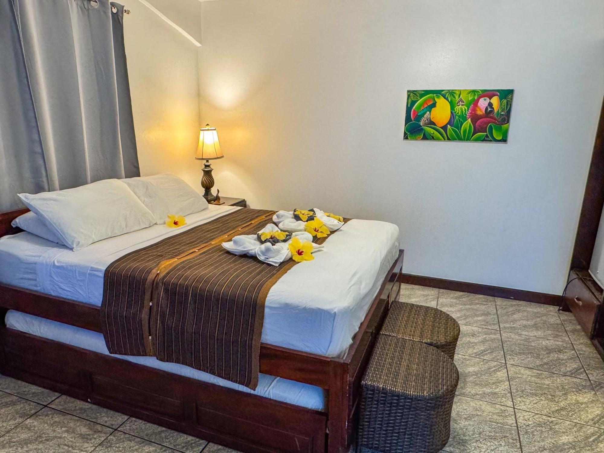Caribbean Shores Belize Хопкинс Экстерьер фото