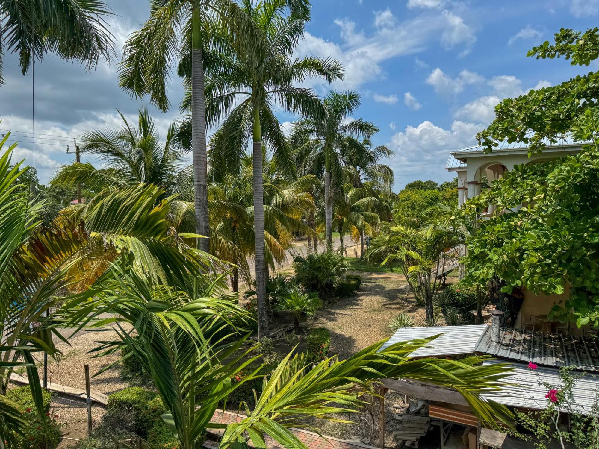 Caribbean Shores Belize Хопкинс Экстерьер фото